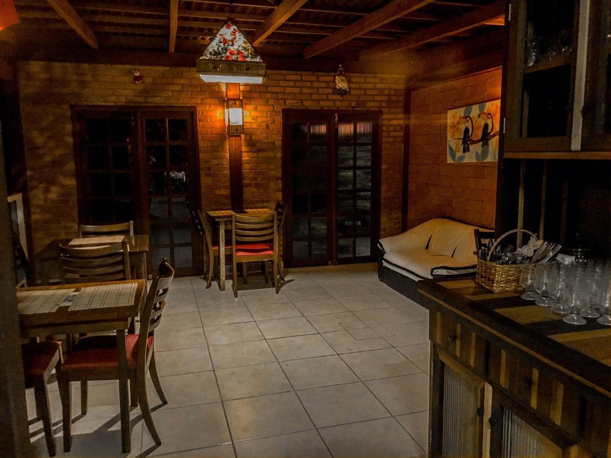 Pousada Vila Portuguesa Bombinhas Bagian luar foto